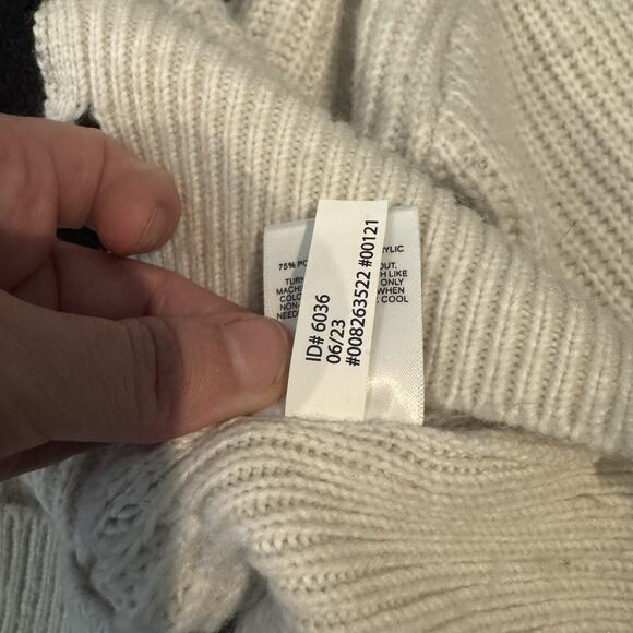 Express Sweater White Black Chunky Cable Knit Long Sleeve Pullover XS Minimalist - Picture 7 of 10